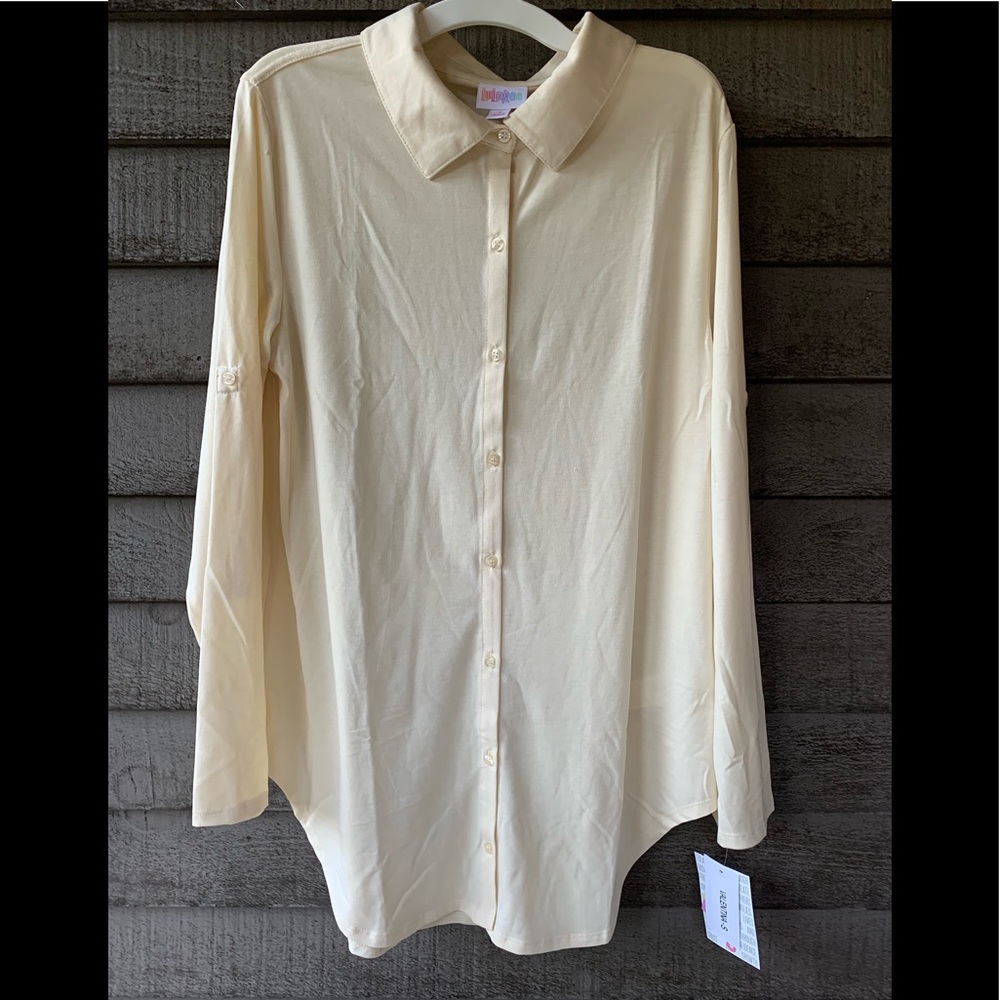LuLaRoe Valentina Shirt. Brand new!